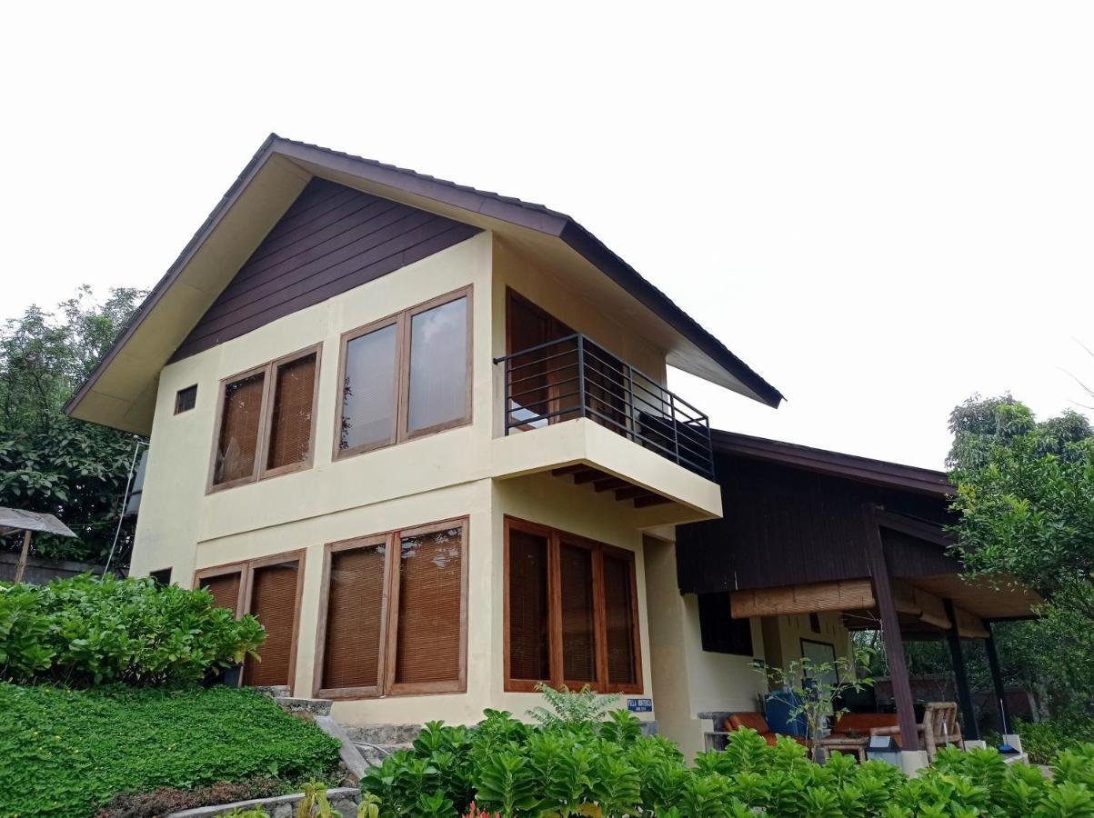 FRESH MOUNTAIN VIEW HORTENSIA VILLA PUNCAK BOGOR (Indonesia) | BOOKED